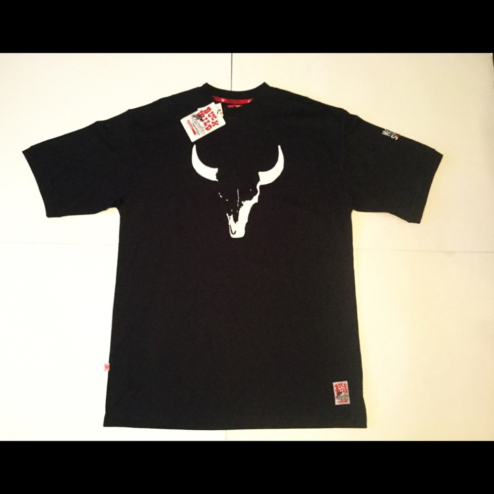 Meoshe Raging Bull T-shirt